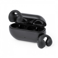 Caja negra de auriculares, con auriculares negros con curvatura al centro.