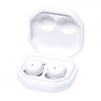 Audífonos blancos al interior de una caja generadora de energía.