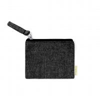Monedero de algodón cuadrado de color negro. 