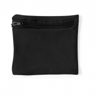 Muñequera de microfibra para deportes en color negro con zipper.