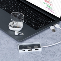 PUERTO USB HEVAN - CÓDIGO 20252 - COLOR BLANCO.